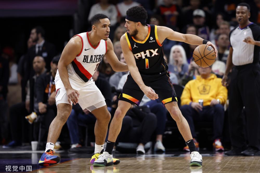 拉近了与球 拉近了与球