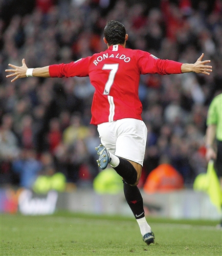 球员因家中 球员因家中