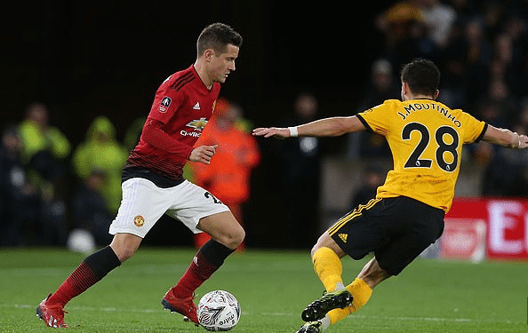 紧密相连 紧密相连